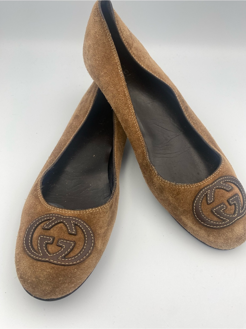 Gucci Tan Suede Women's Logo Ballet Flats